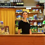Golden Garni Hotel