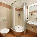 Hotel Golden Garni