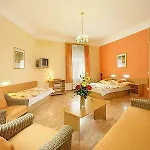 Golden Garni Prague