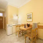 Hotel Golden Garni 3*