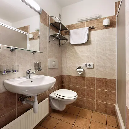 Otel Golden Garni