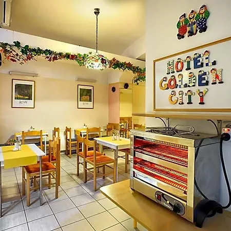 Golden Garni Hotell 3*