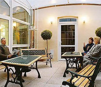 Golden Garni Otel Prag