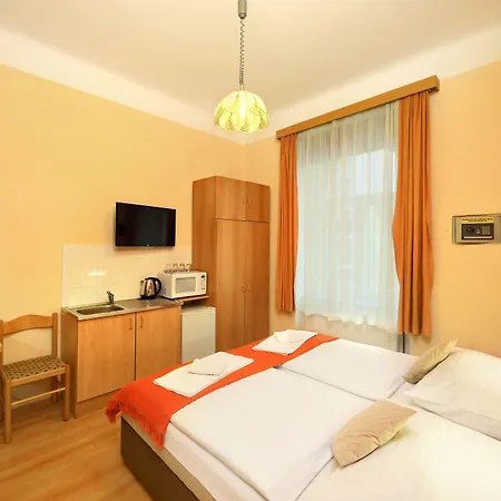 Hotell Golden Garni Prag