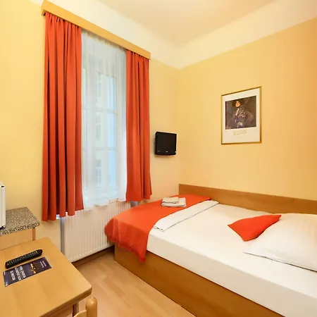 Golden Garni Prag