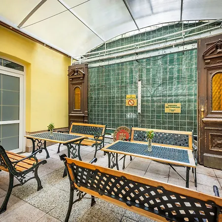 Hotell Golden Garni Prag