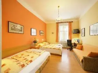 Golden Garni 3* Praag